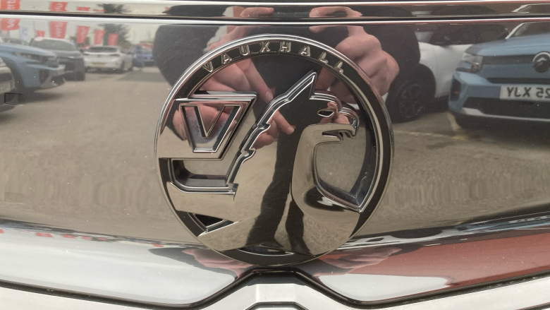 Vauxhall Mokka 100kW SRi Premium 50kWh 5dr Auto Electric Hatchback